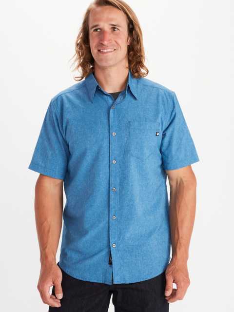 short sleeve button down on male model