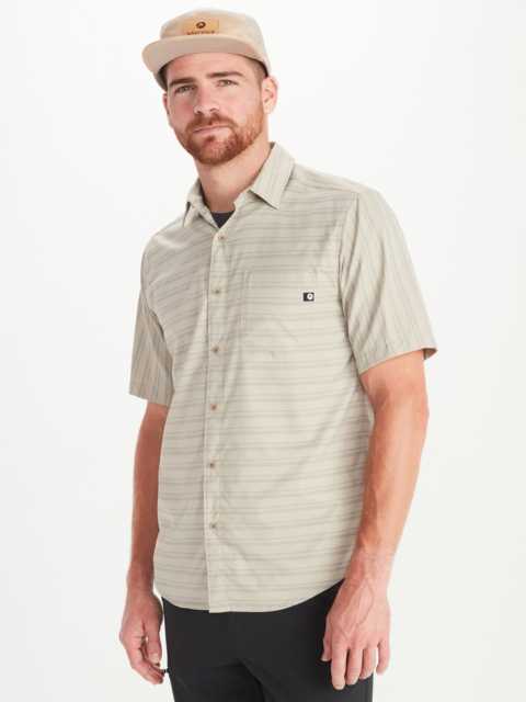 men's short sleeve button up shirt on man