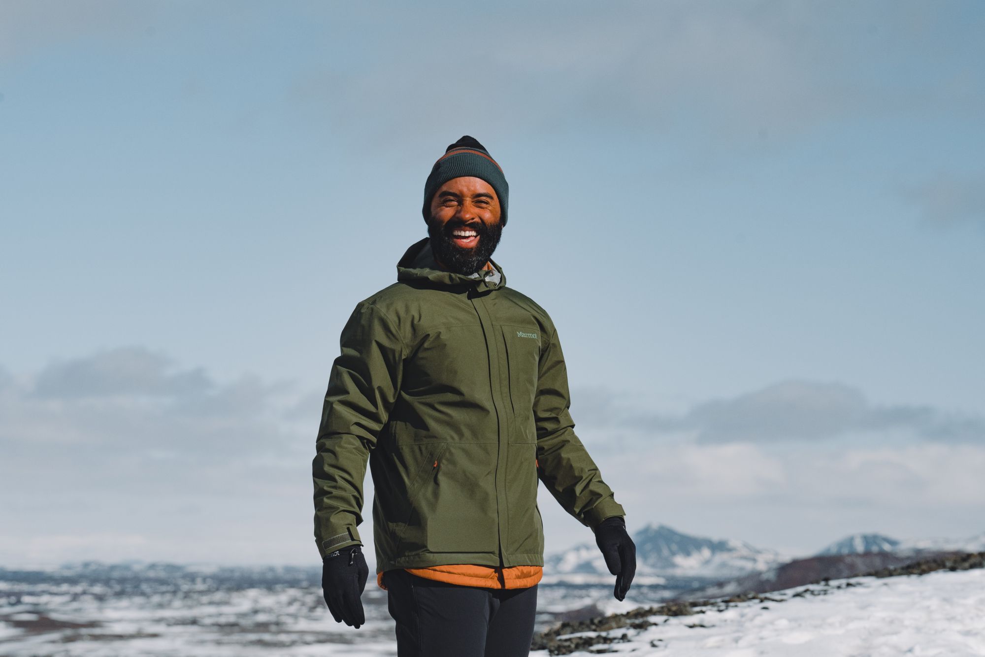 The Perfect Minimalist Jacket for the Mountain 