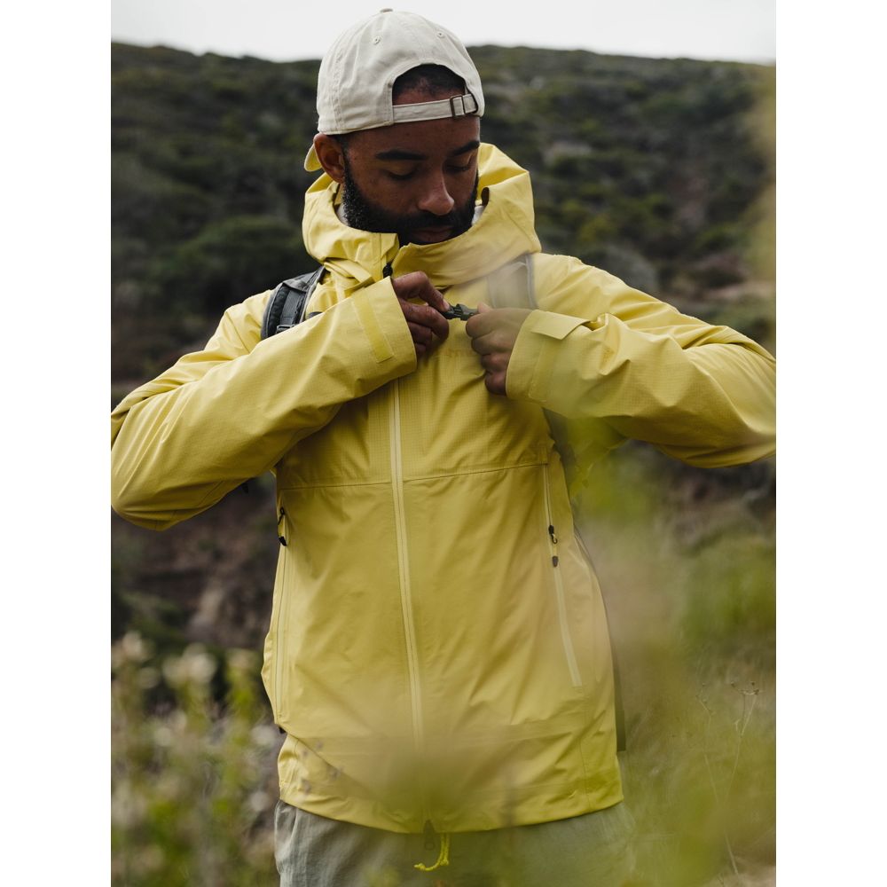 Marmot store yellow jacket