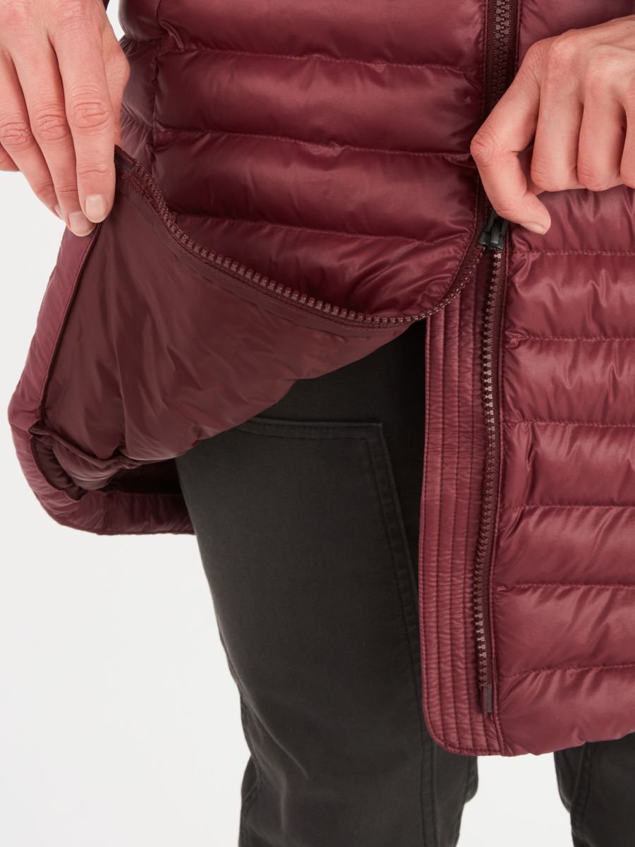 outerwear zoom in worn by model